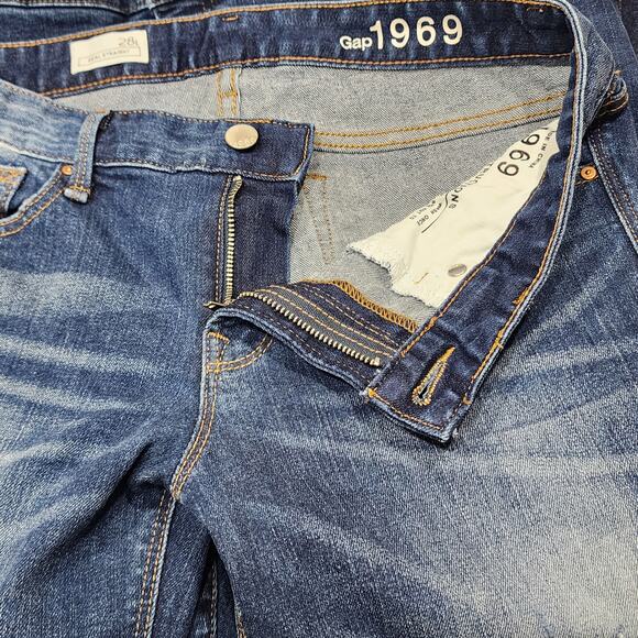 Gap 1969 Real Straight Jeans Size 28/6 Long Stretchy Mid Rise Distressed Ripped - Picture 4 of 8